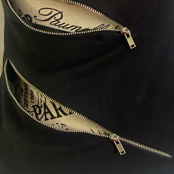 Vintage Black Zipper Tank Top - Picture 3 of 9